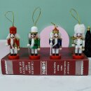 Nussknacker Christbaumschmuck 4er Set bunt in Box 10cm mit Aufhänger