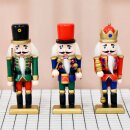 Nussknacker Nutcracker Weihnachtsdeko 3er Set bunt in Box 15cm zum stehen